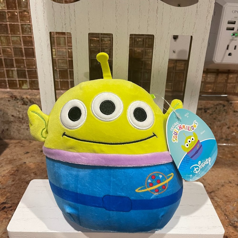 Disney Squishmallow New Squad Collection - Toy Story Alien